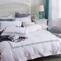 Customized Luxury Cotton Bedding Sets 4 Pieces Duvet Cover/Couple Pillow Cases/Bedsheet