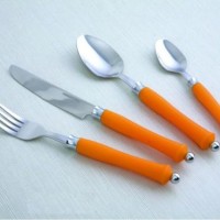 Plastic Handle for Stainless Steel Dinnerware in Soft Touch (BT06Q-R)