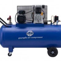 2.5kw 3.5HP 200L 8bar Italy Type Air Compressor (GHE2065)