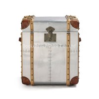 Vintage Living Room Furniture Aluminum Trunk Accent Chest for Interior Furnishing