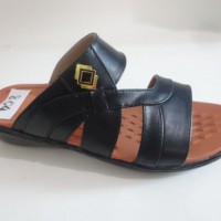 Sofe and Comfortable Male Arab Slippers with PU Upper for Beach