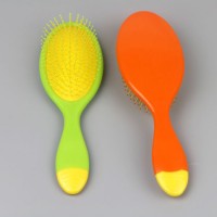 High Quality Plastic Tangle Hair Brush with Tip