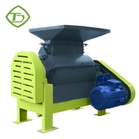 Agricultural Waste Urea Crusher Animal Manure Crushing Machine for Sale Easy Control