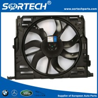 Auto Spare Part Radiator Cooling Fan with Shroud Assembly Engine Parts 600W 2035001693 for W203 C209