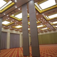 Ultra-High Movable Walls Super High Operable Partitions Super-High Moveable Partitions