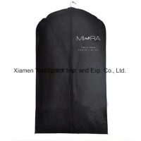 Wholesale Custom Printed Mens Black TNT Clothes Dust Cover Promotional Non-Woven Travel Suit Garment