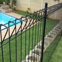 Triangle Folded Roll Top Fence Security Wire Mesh for Residential Area