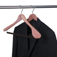 High End Wide Shoulder Natural Cedar Wood Hanger for Clothing