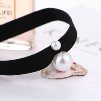 Pearl Necklace with a Stylish Short Collarbone Chain Vintage Choker Neck Chain Collar