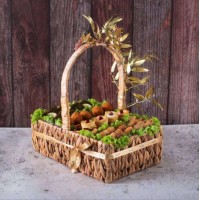 Hand Woven Natural Water Hyacinth Basket Chocolate Basket