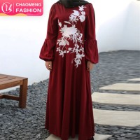in Stock Spring Fashion Flower Embroidery Dress Muslim Ethnic White Embroidered Cutwork Muslim Dress