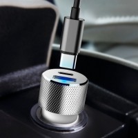 30W Pd Aluminum USB-C Car Charger for Mobile Accessories
