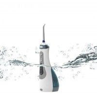 Rechargeable Black Oral Irrigator /Water Pick Flosser Great Way to Floss for Your Teeth in The Showe
