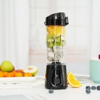 2021 Newest USB Rechargeable Hot Selling Mini Hand Personal Portable Fruit Juicer Blender