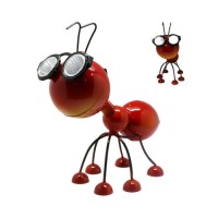 Metal Garden Art Decoration Red Ant Figurine with Solar Powered LED for Yard Patio Lawn and Garden D