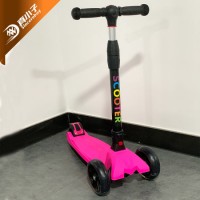 2020 New Folding Roller Portable Electric Scooter for Kids