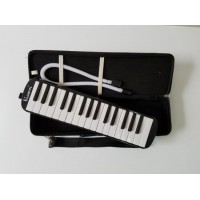 Stundent 32key Melodica for Sale