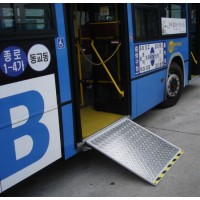 Ewr-L Electric Wheelchair Ramp for Bus with Ce Certificate